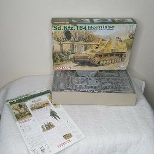 Dragon Sd Kfz 164 Hornisse Nashorn Early Variant 1:35 Scale Open Box Sealed Pack